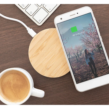 Încărcător wireless din bambus Bamboo Charger / Reducere 15% pentru 2 buc+